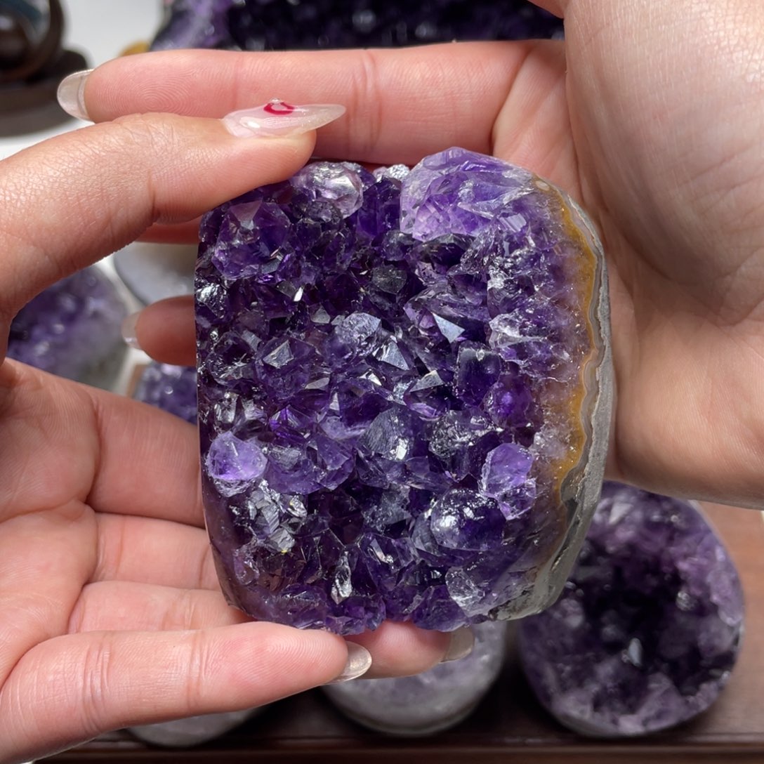 紫晶大型摆件（非配饰）未镶嵌