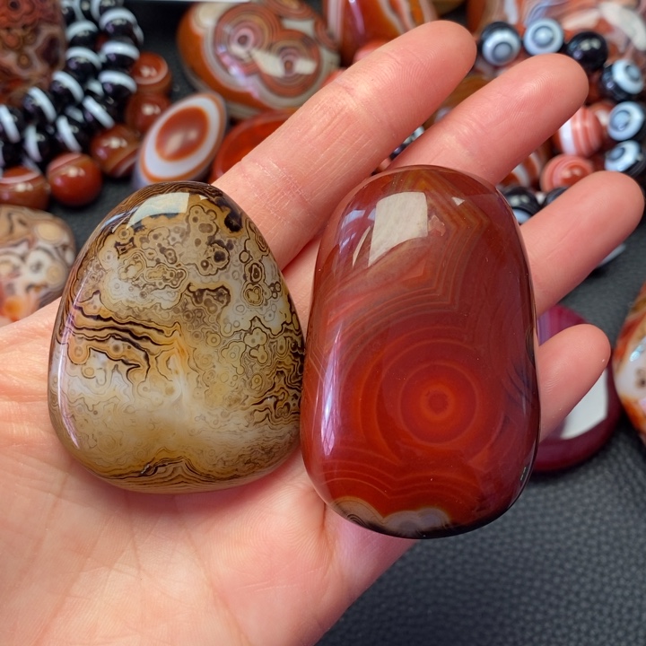 用****玛瑙/玉髓未镶嵌颈饰