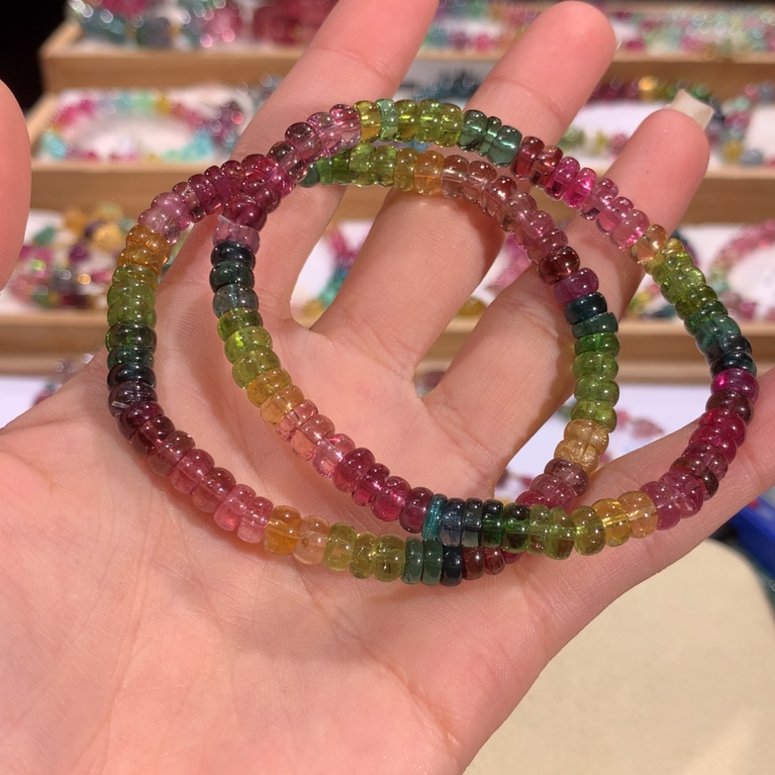 碧玺多样性发货一件未镶嵌