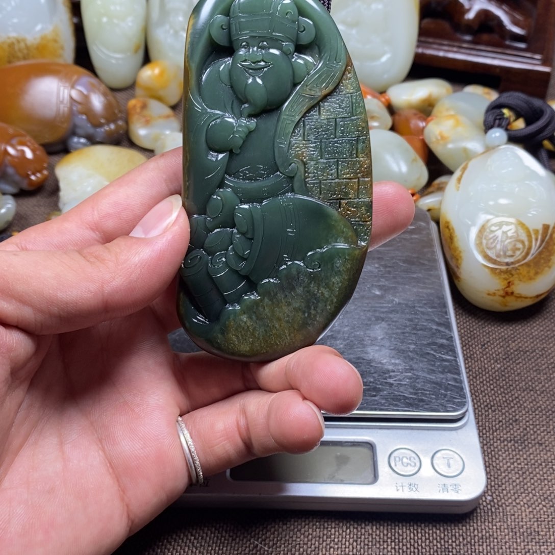 和田玉未镶嵌挂件