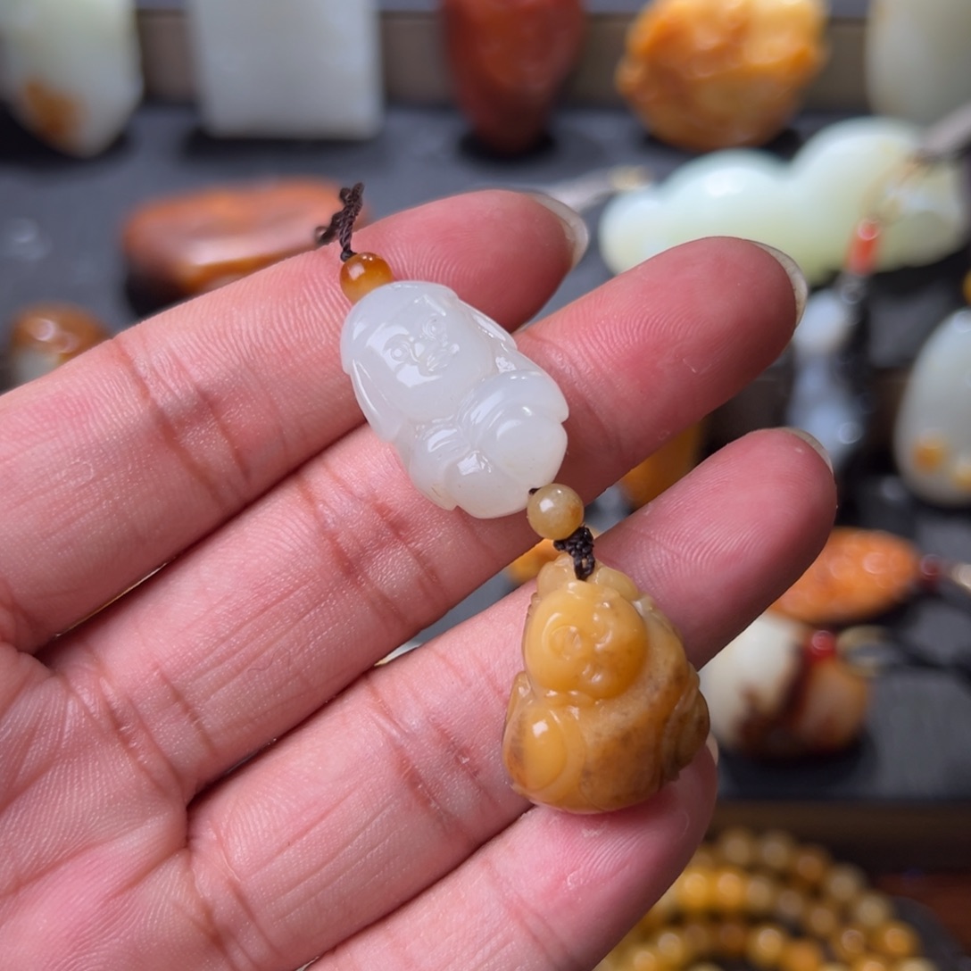 和田玉颈饰未镶嵌