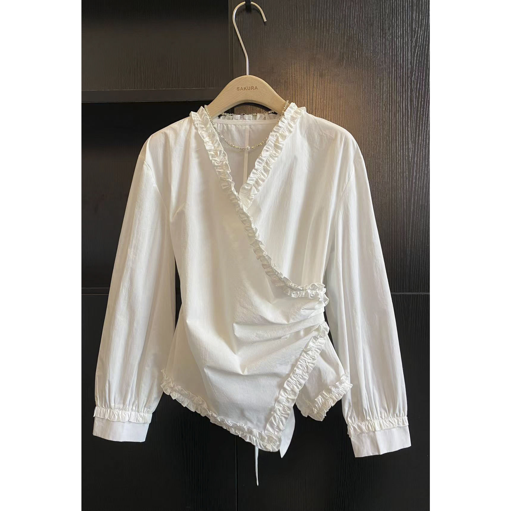 璎婲sᴀᴋᴜʀᴀ【塔曼情书】曼法式设计感荷叶边V领绑带收腰长袖衬衫