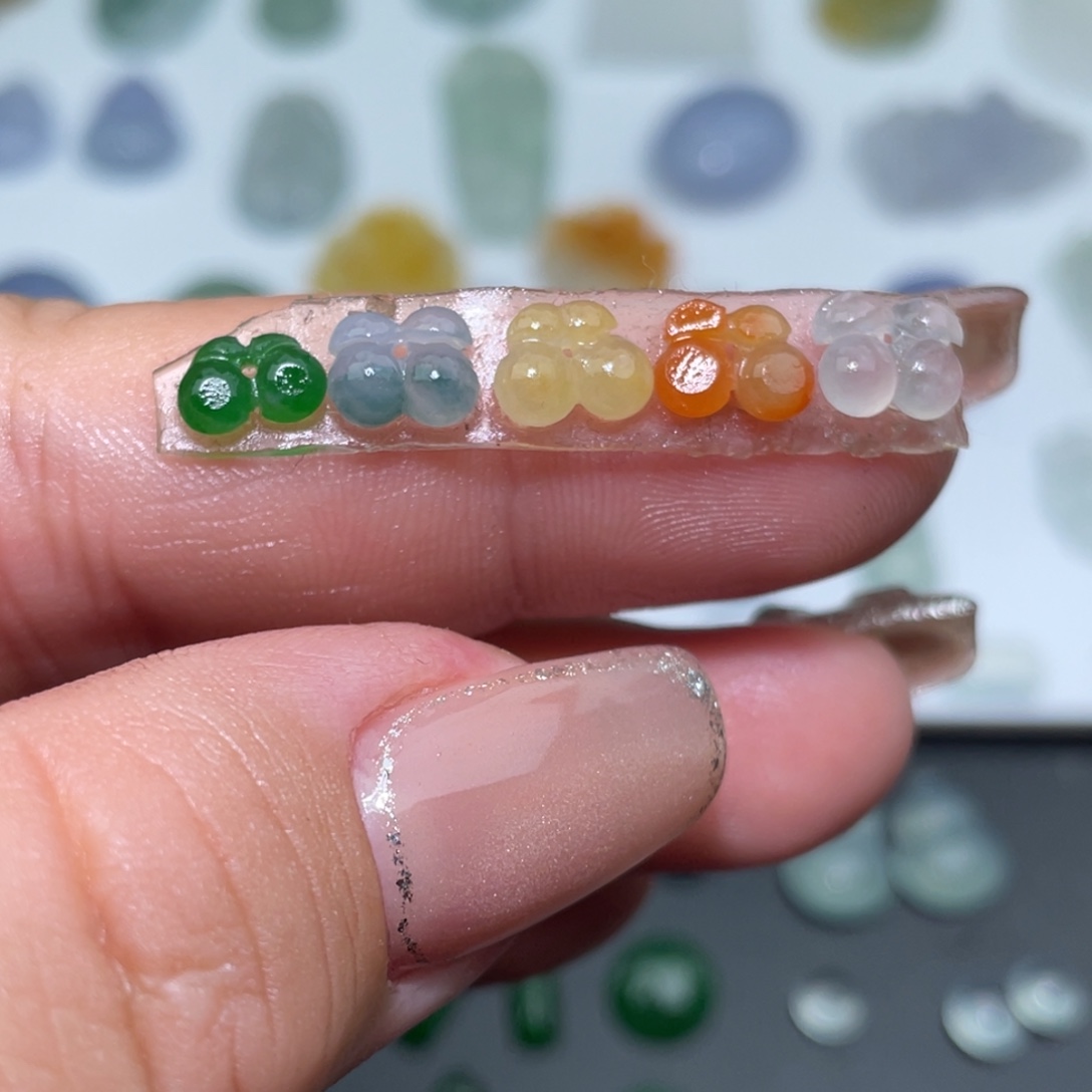 定制翡翠未镶嵌樱桃