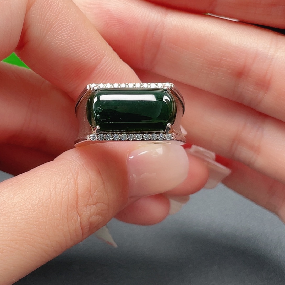 翡翠银S925镶嵌戒指没有运费险3348