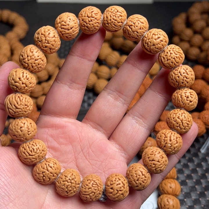 桃核手串野生脑纹小金豆