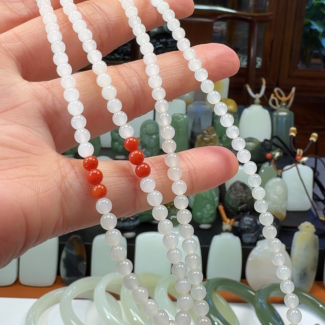 和田玉颈饰未镶嵌