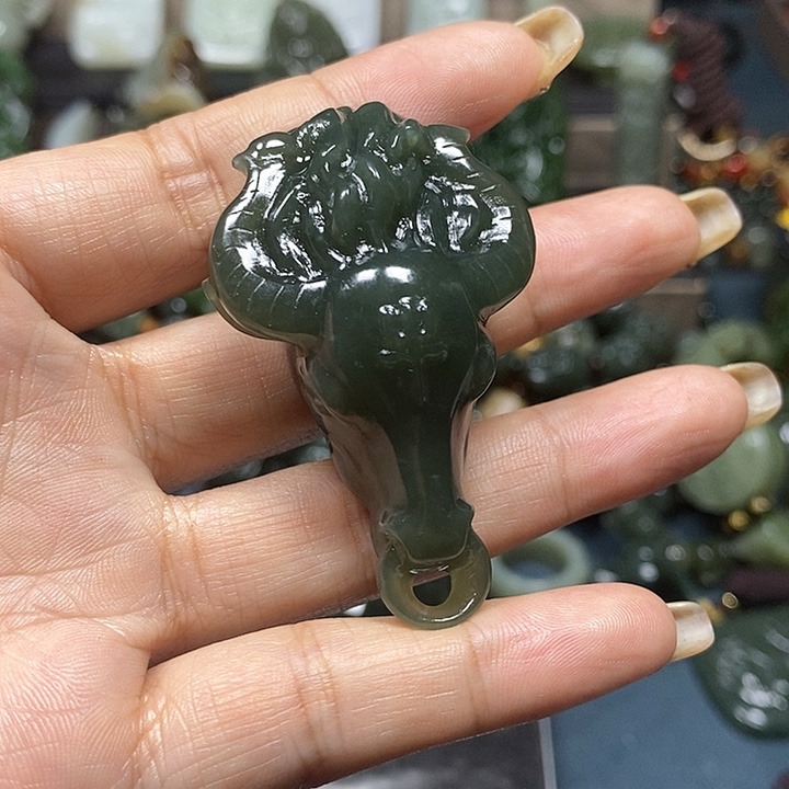 和田玉挂件未镶嵌