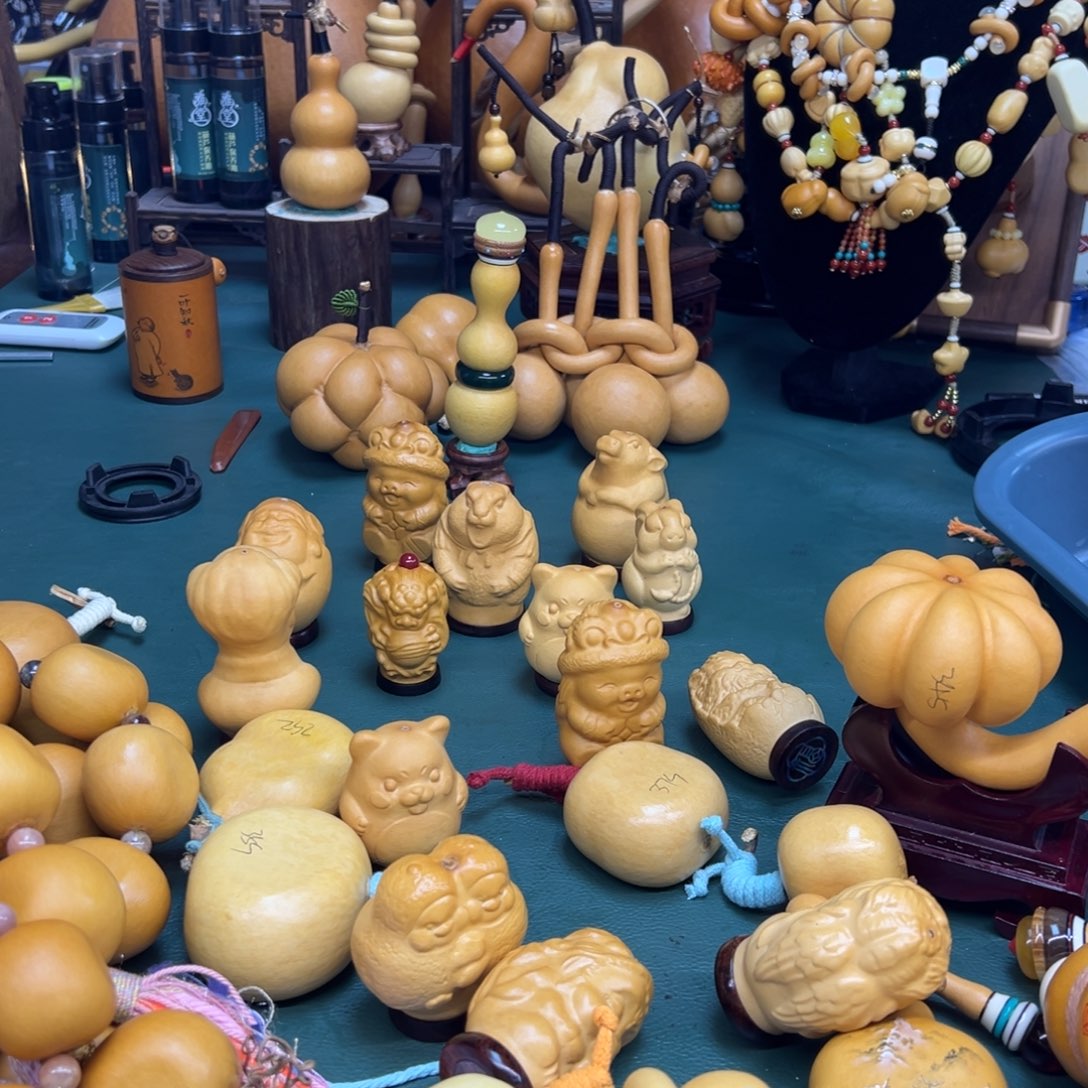 许***胖大叶紫檀（黑酸枝木类）