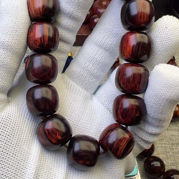 木@***想海南红降15*16满油满香黑金精品老型