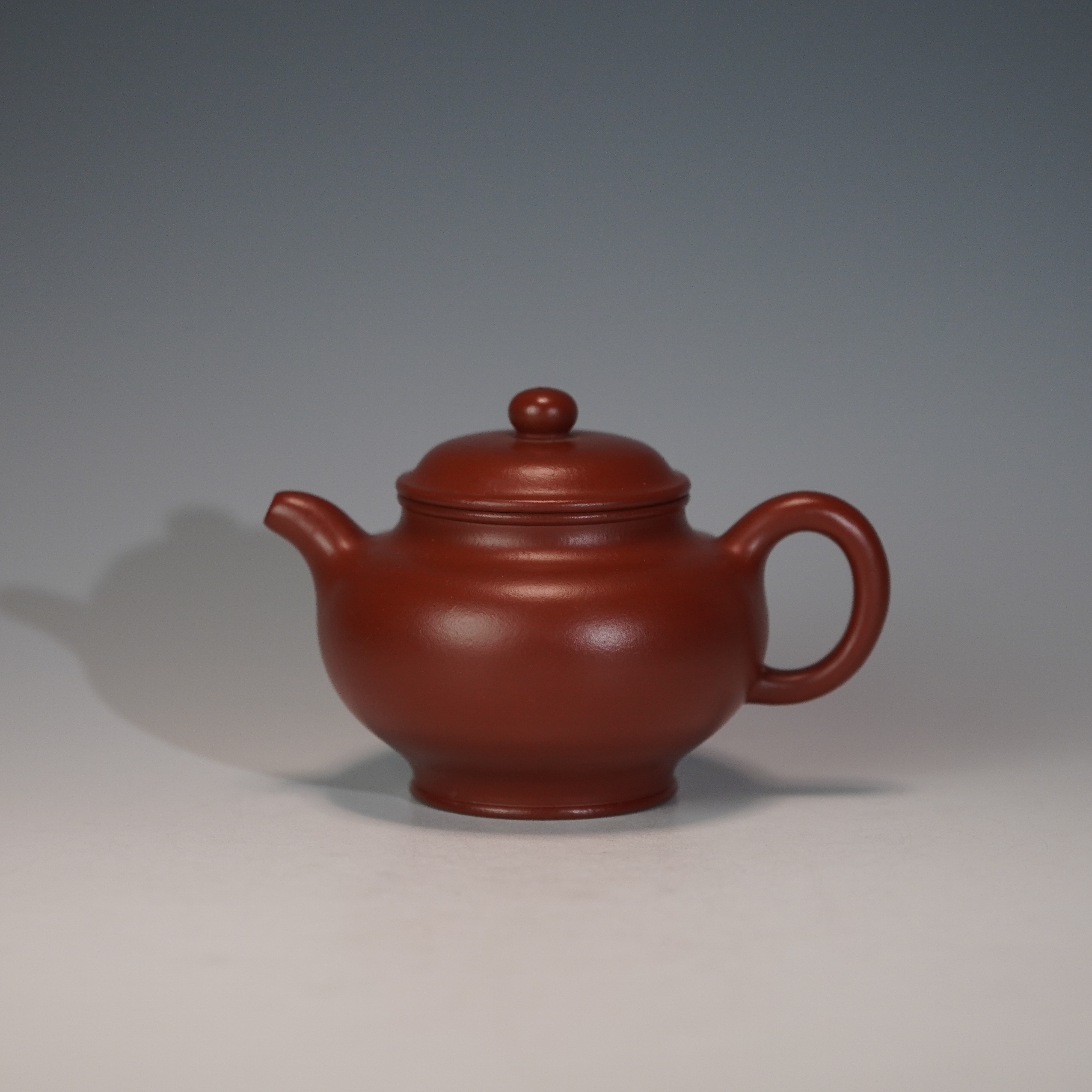lot.21459 顾叶萍 朱泥掇只壶 200cc
