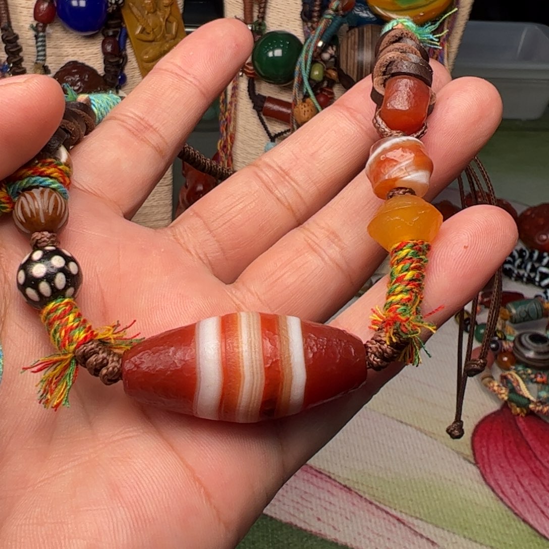 玛瑙/玉髓颈饰未镶嵌