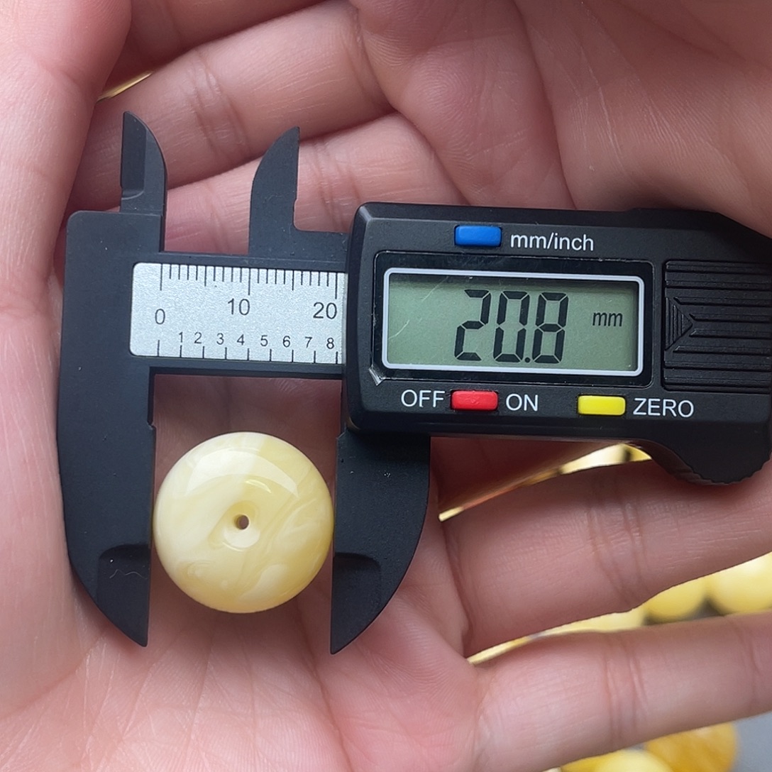 琥珀未镶嵌裸石蜜蜡扣子梦