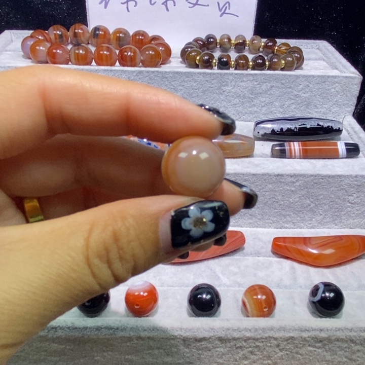 玛瑙/玉髓未镶嵌颈饰