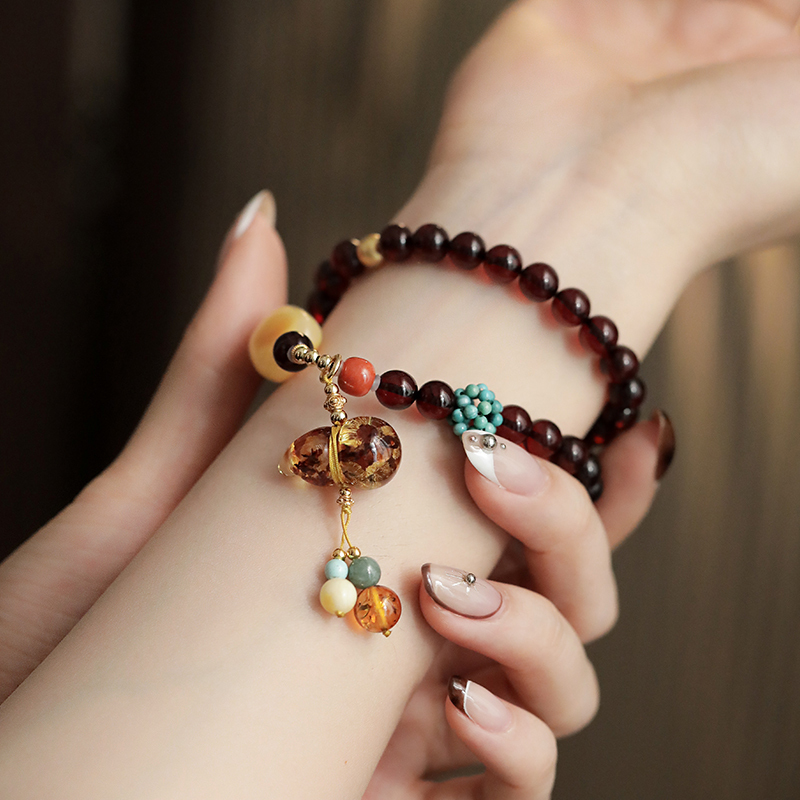 S12336<晶贵坊2>血珀随型枣珠蜜蜡松石琥珀葫芦翡翠南红手串