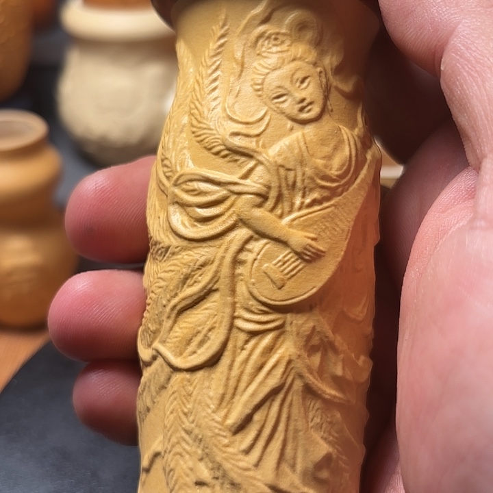 5***9隐隐约约的感觉到了