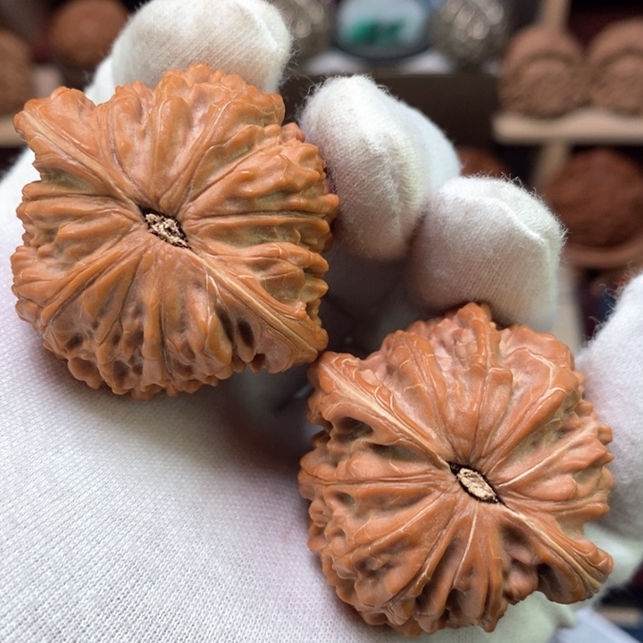 文玩核桃吊坠44全品货头山地红皮原桩磨盘