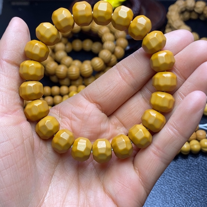 猴头核桃手串猴头