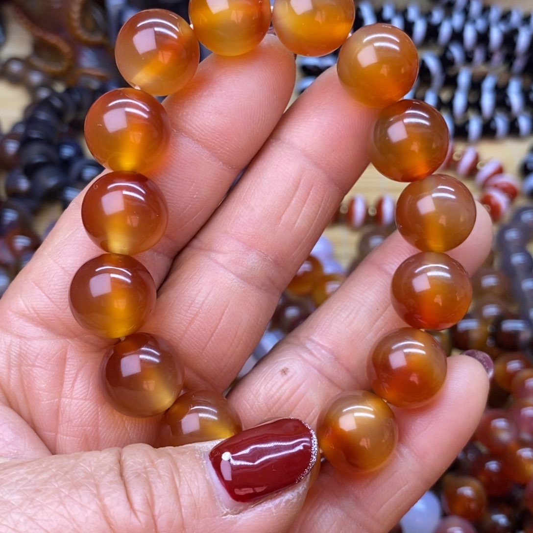 玛瑙/玉髓手链合金远***景