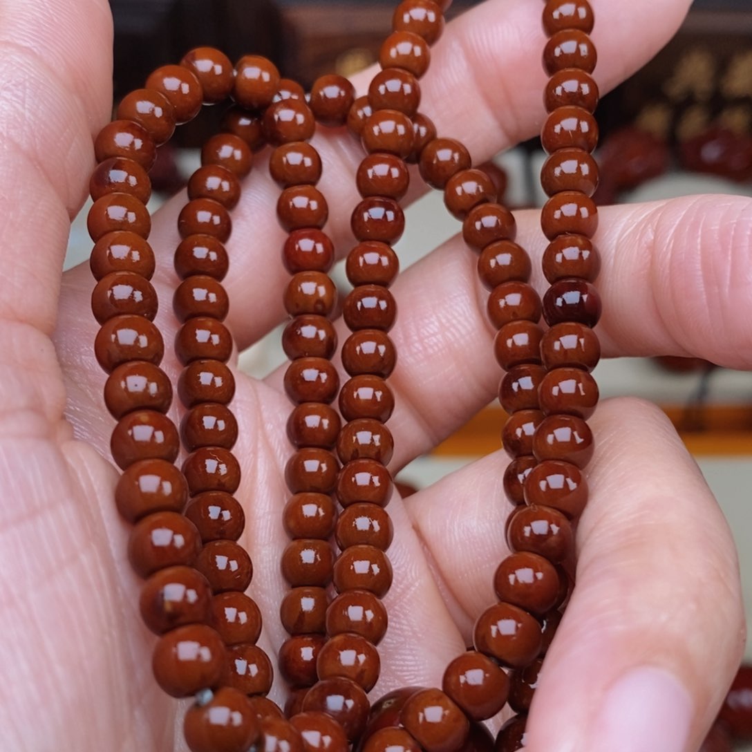 橄榄核手串无***谓核尖，