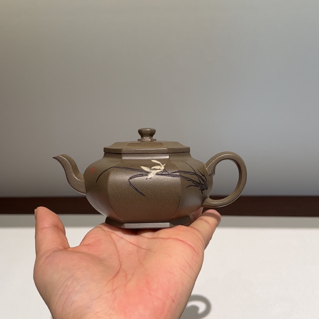 小六方紫砂壶，80目青段，全手工制作，梁孝林刻绘，许宗明制作