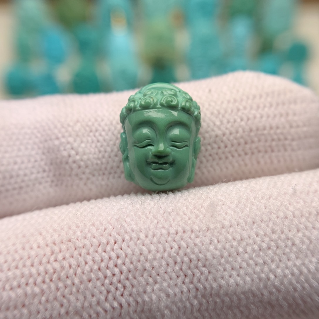 绿松石配饰未镶嵌