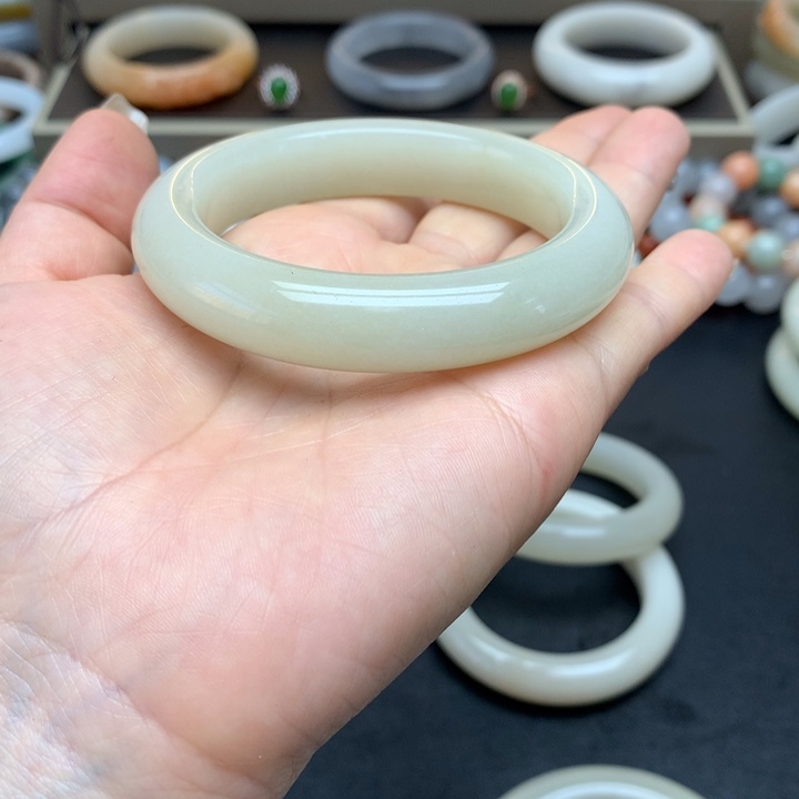 石英质玉手镯未镶嵌顺***丫56.3