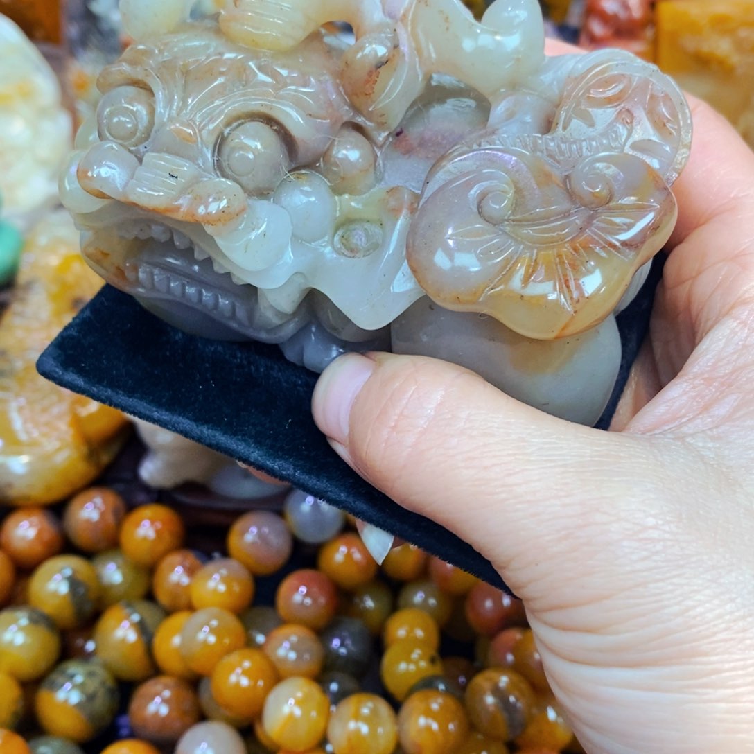 未镶嵌石英质玉（黄龙玉）吊坠(不含链)