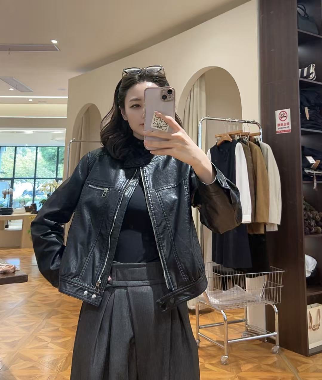 【李多儿】2025女短款外套复古修身女皮夹克网红春秋地雷系8808