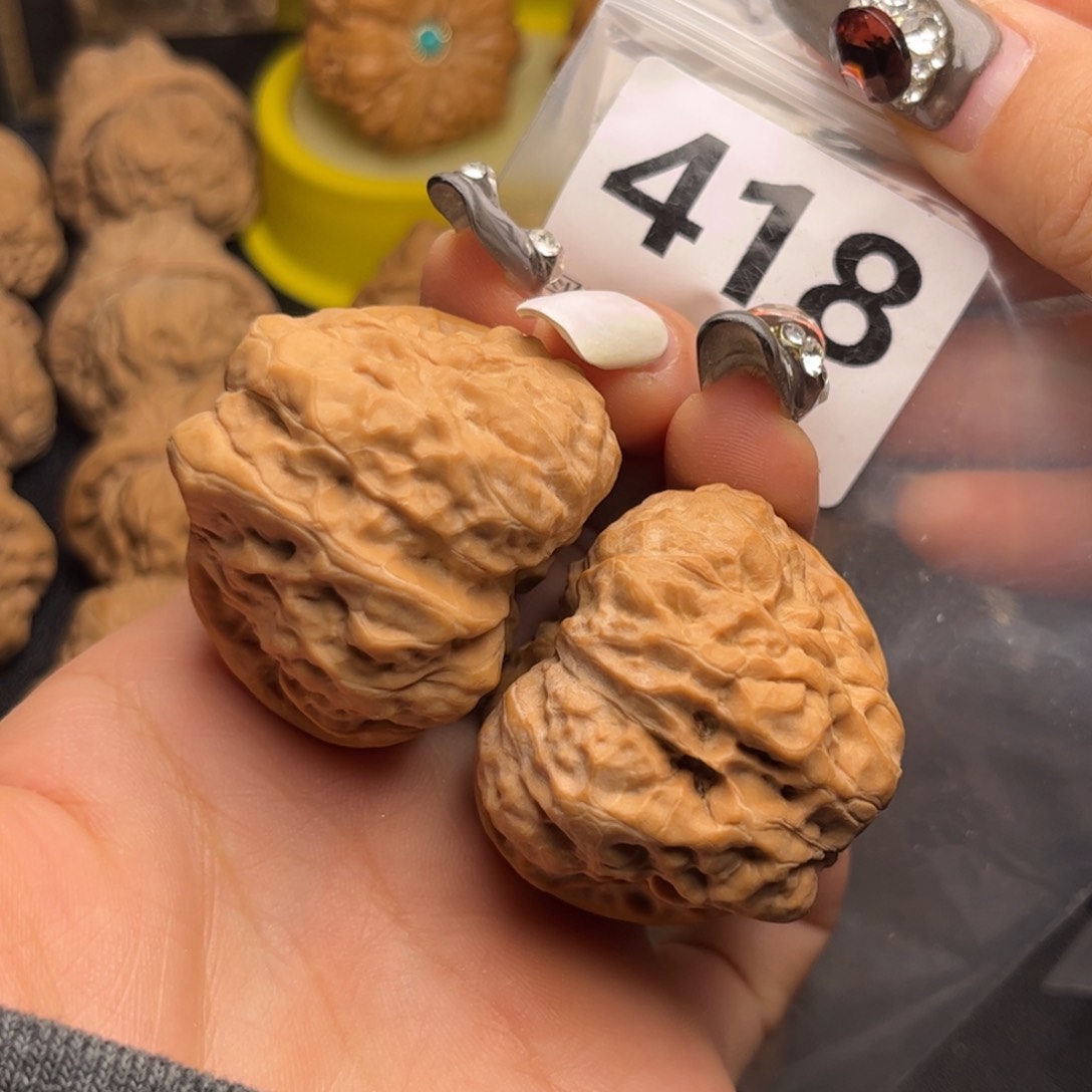 文玩核桃吊坠肉蛙肚45边40