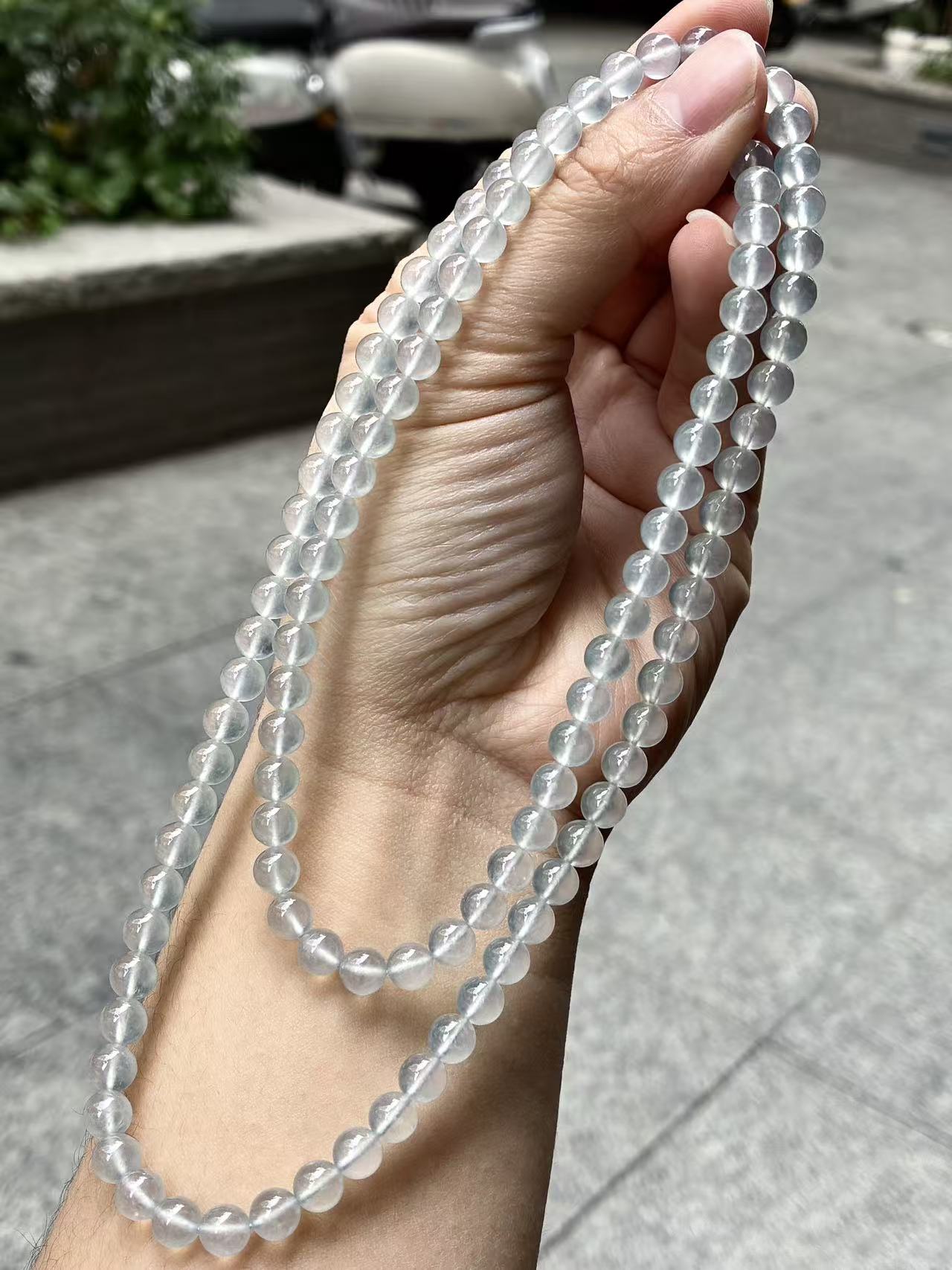 天然a货缅甸翡翠自然光108粒，卡5.9玻璃种项链珠串项链 晶莹通透