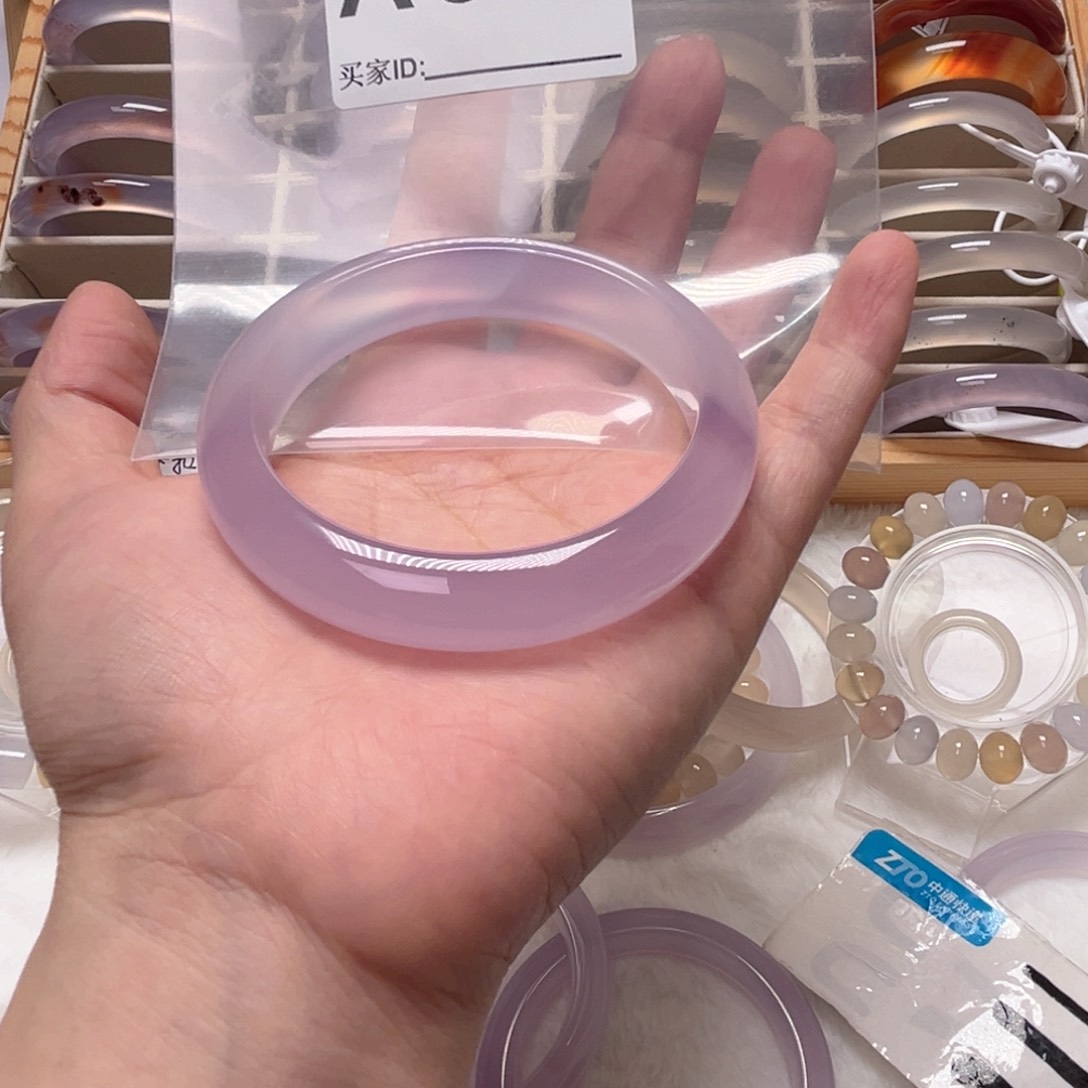 玛瑙/玉髓手镯未镶嵌桑*375