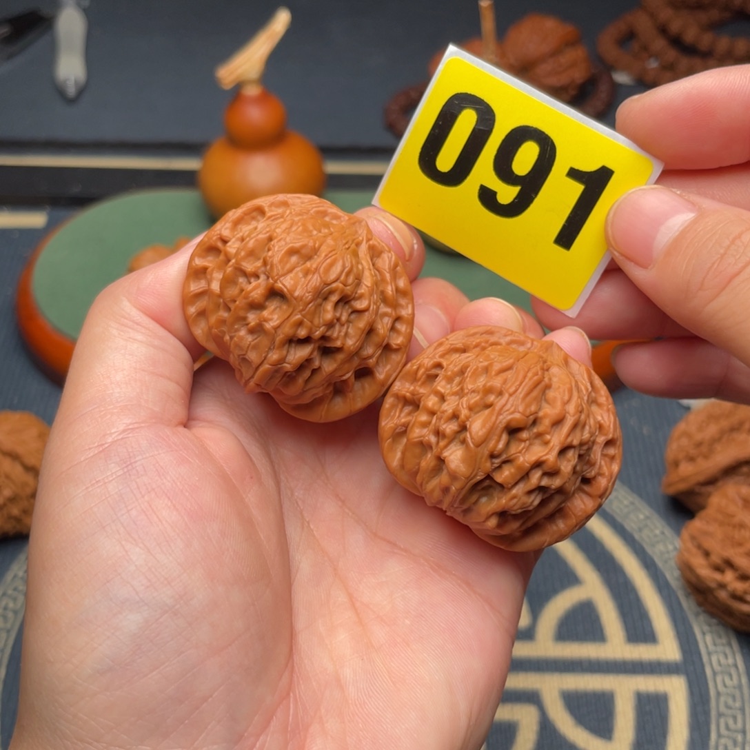 文玩核桃吊坠40全品正磨091号