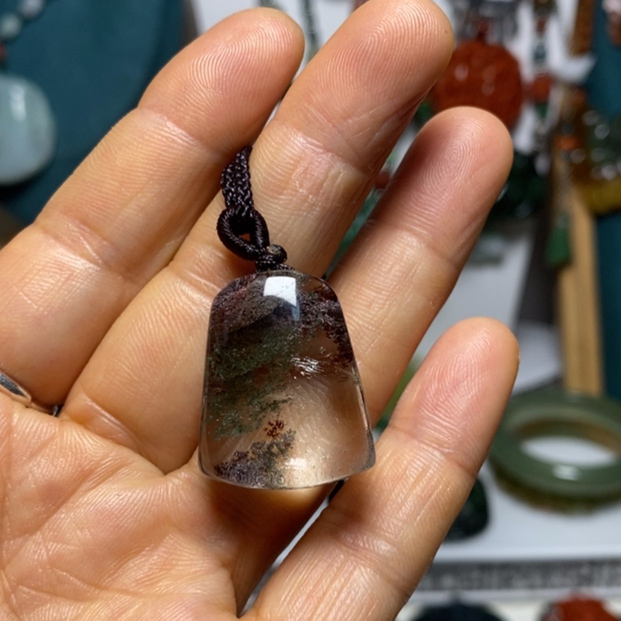 【闪购商品】蛇纹石玉未镶嵌吊坠