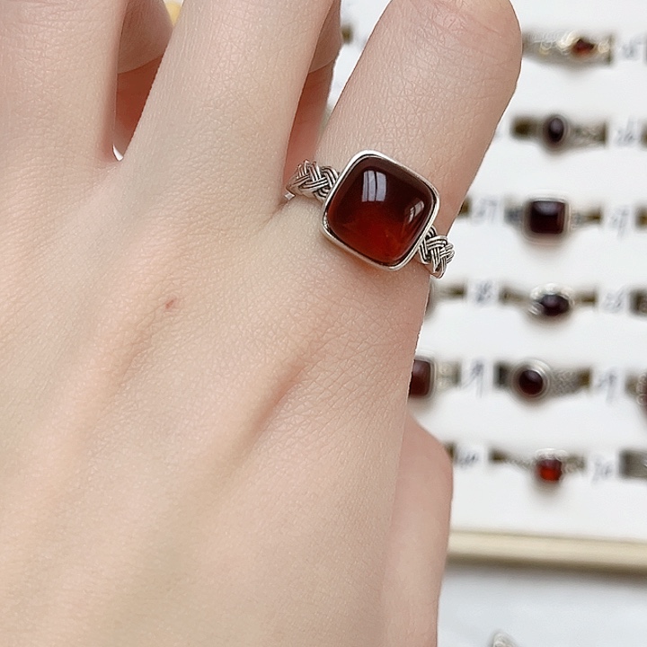 血珀戒指银S925镶嵌天然