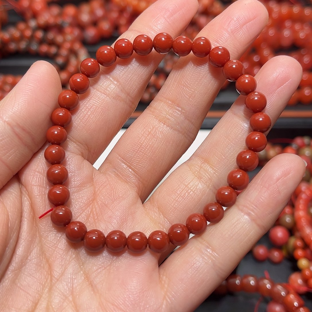 南红玛瑙手链未镶嵌