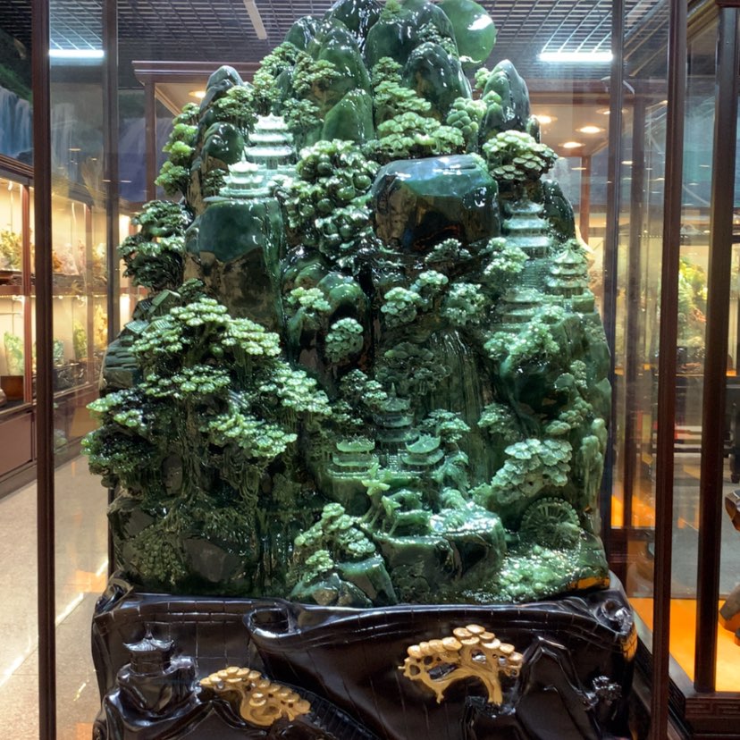 【闪购商品】蛇纹石玉摆件覆膜未镶嵌