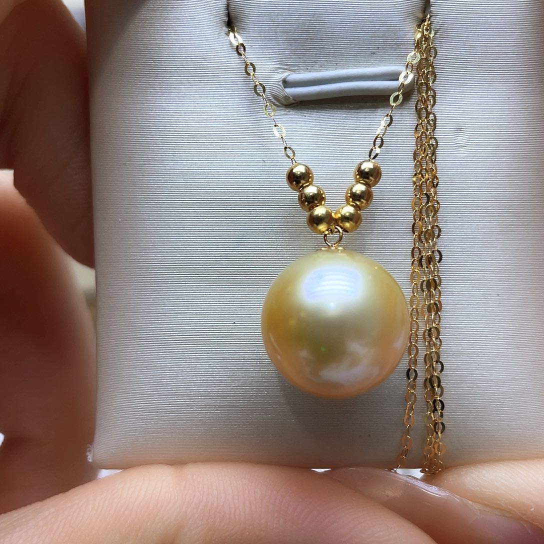 海水珍珠颈饰18K金镶嵌