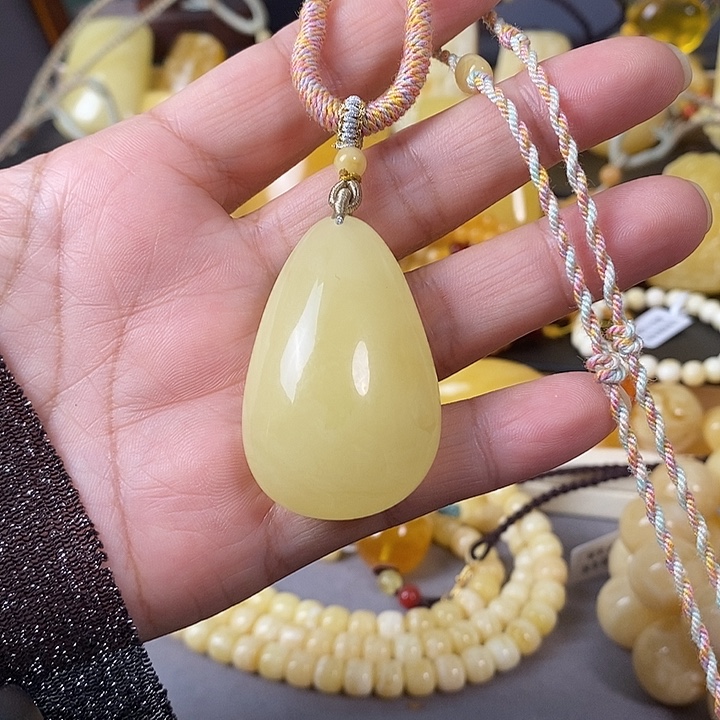 琥珀未镶嵌裸石水滴