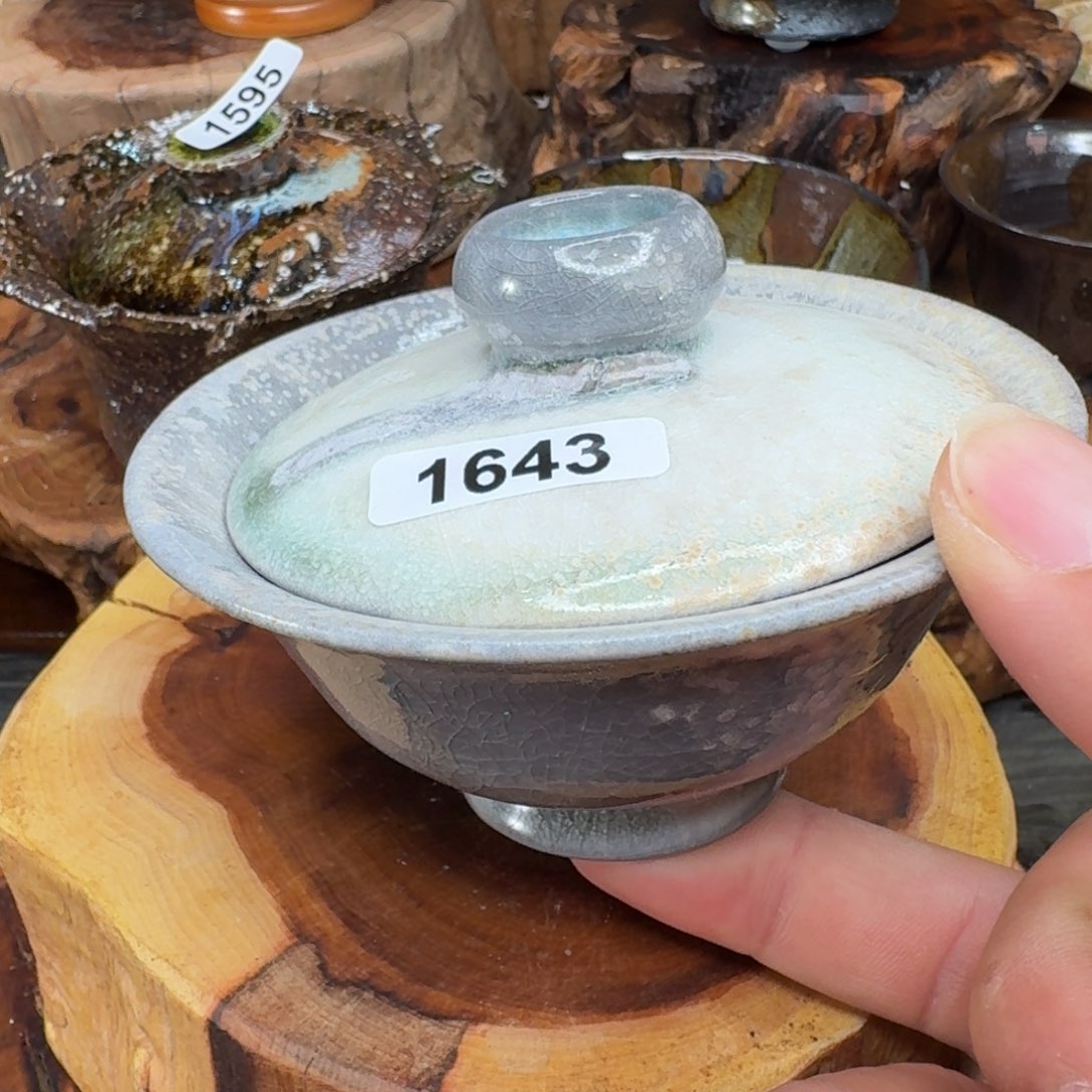 碟非遗传承老叶柴烧643瑕疵