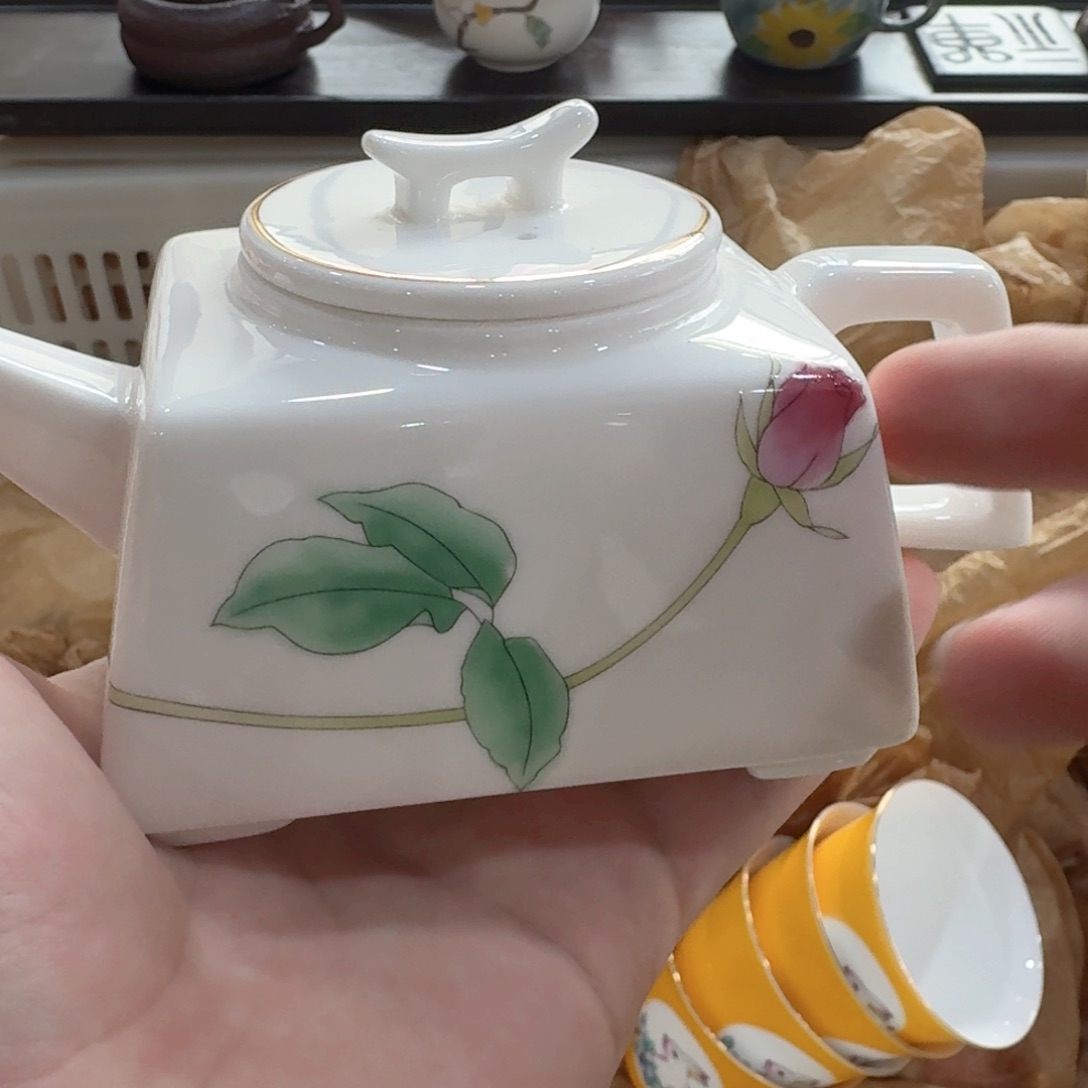 瓷片你好漂亮4862422335555