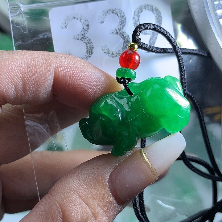 翡翠未镶嵌吊坠(不含链)翡翠