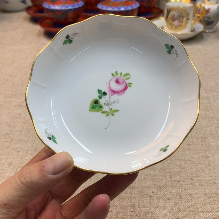 金瓷阁家的美丽瓷器