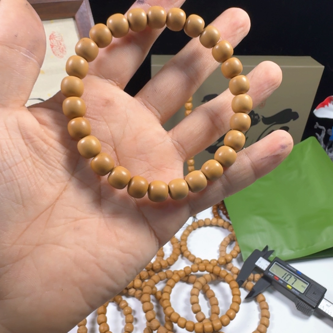 猴头核桃吊坠轻**毛8.9微瑕老型