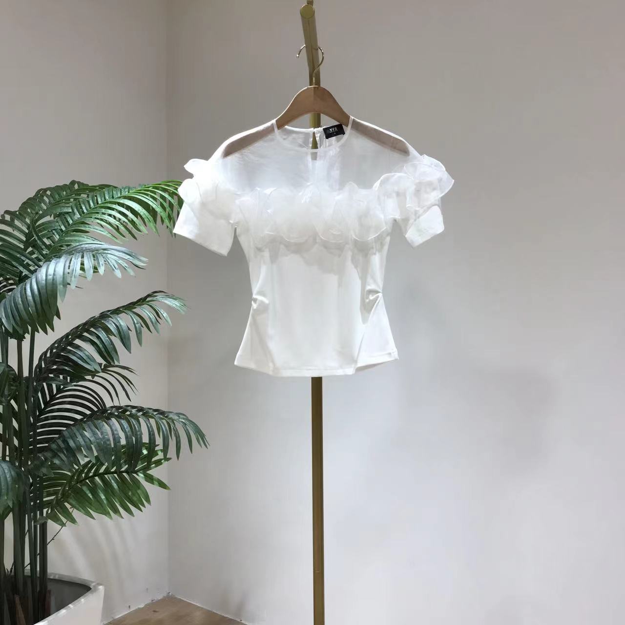 J4712圆领网纱拼接荷叶边减龄短袖T恤上衣25夏新款品牌撤柜女装