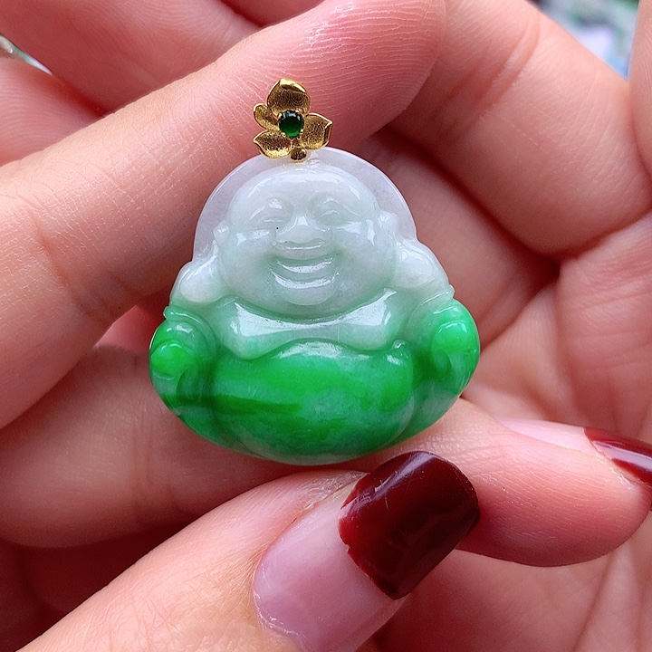 翡翠颈饰18K金镶嵌翡翠