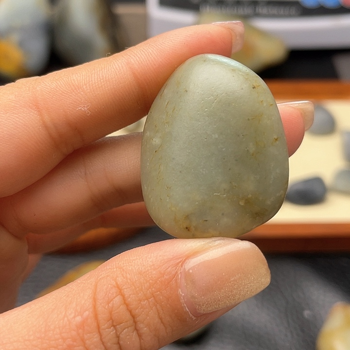 和田玉颈饰未镶嵌43