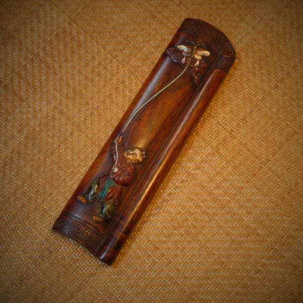 清代 黄花梨百宝嵌书卷式臂搁