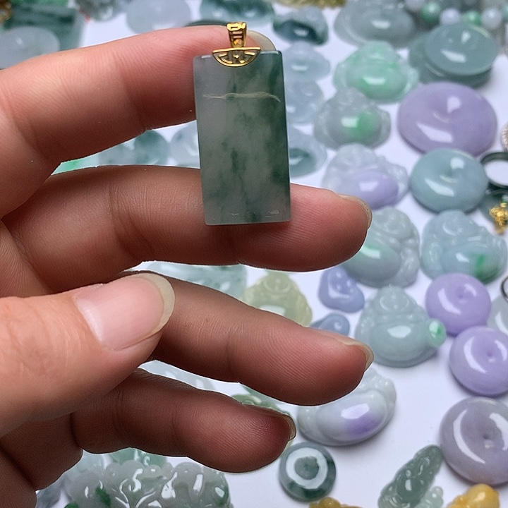 翡翠未镶嵌颈饰天然翡翠