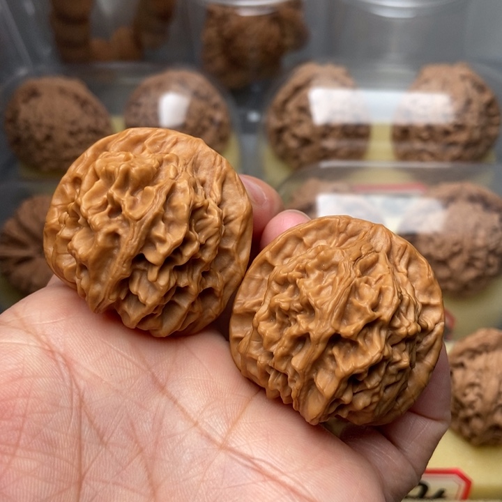 文玩核桃把件天地