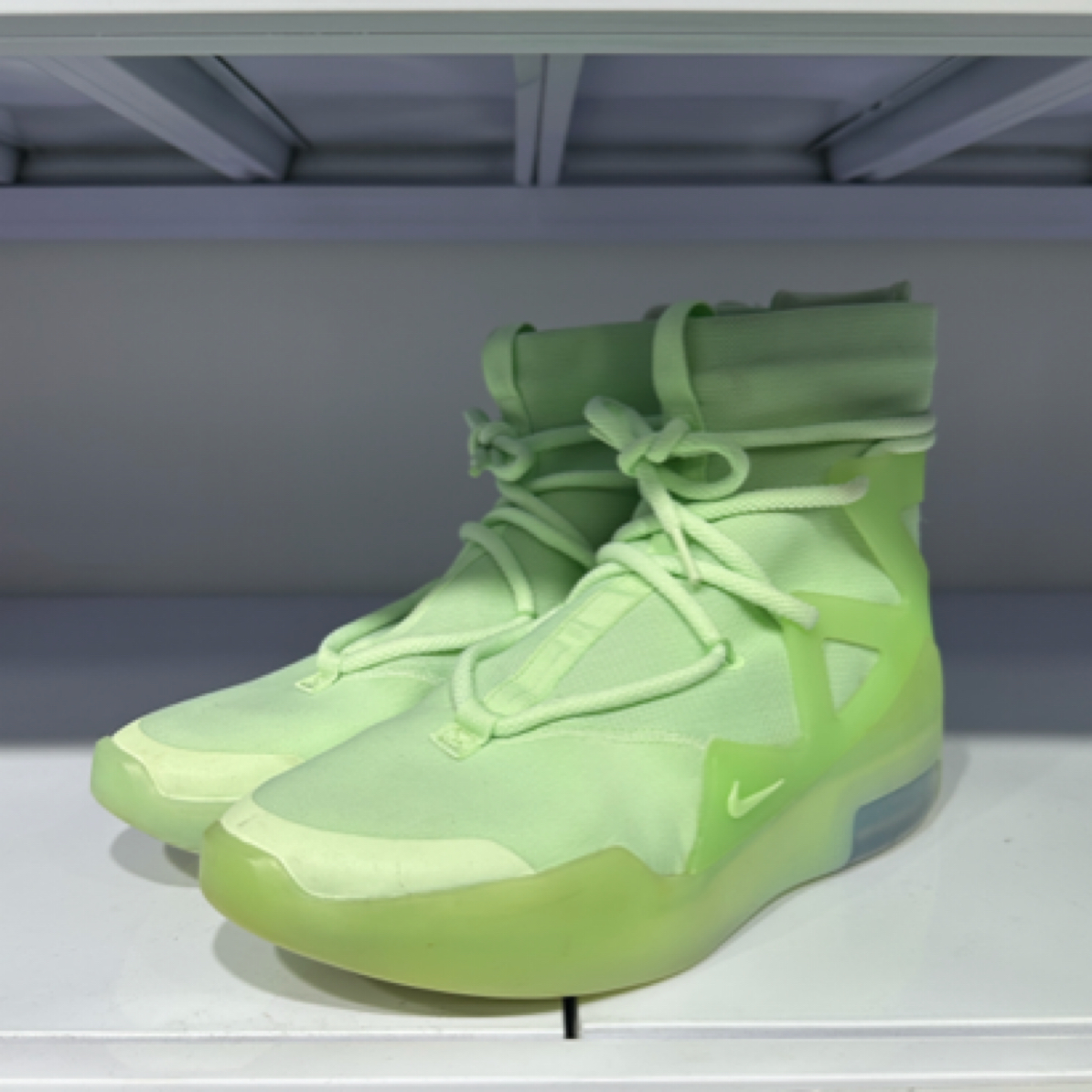 42.5码  95新无盒  Nike Fog荧光绿  球鞋